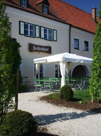 Schlosshof Anno 1743 Hotel Wolnzach Exterior photo